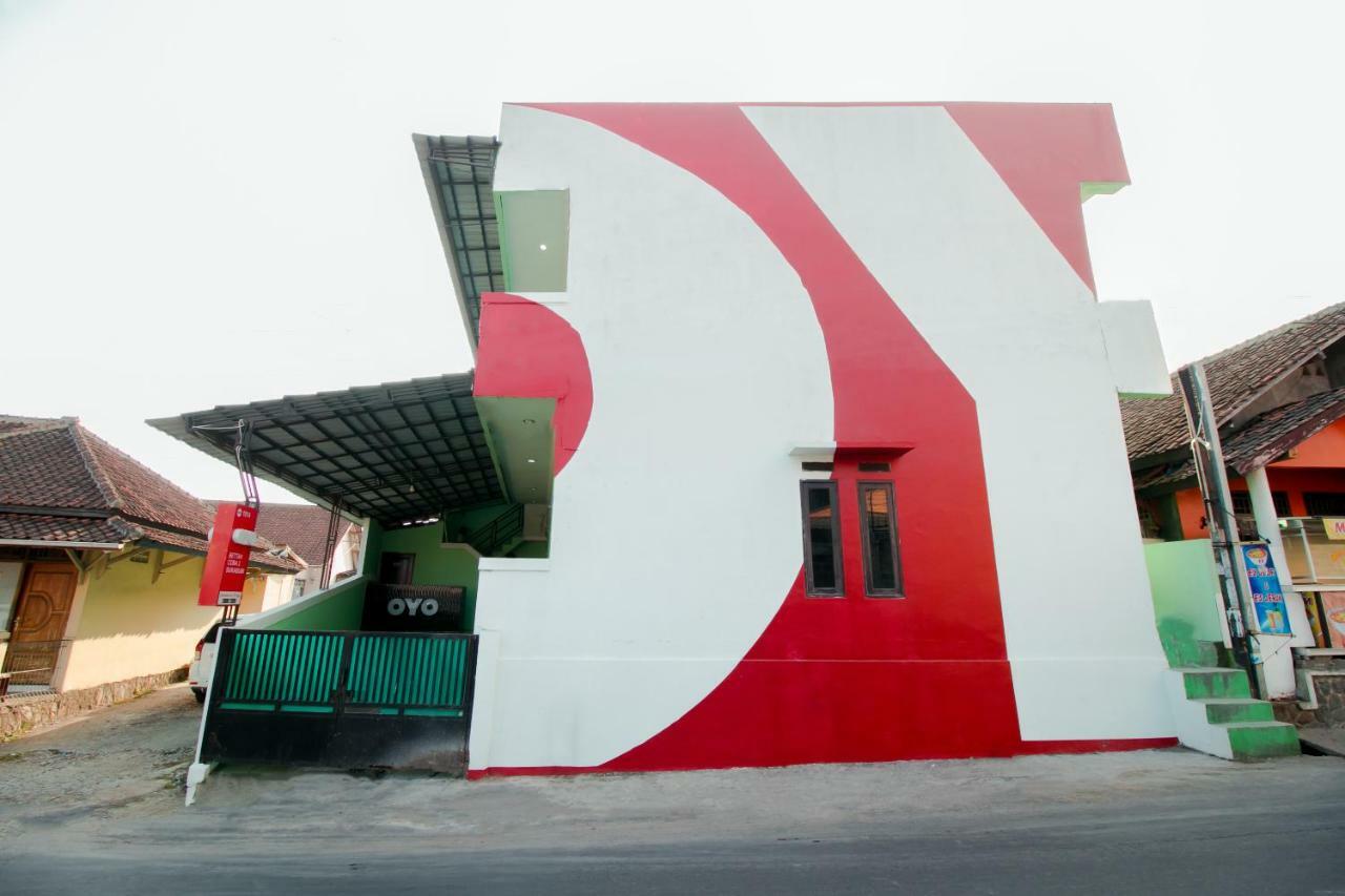Oyo 1014 Bettah Coba 2 Sukabumi Hotel Exterior photo